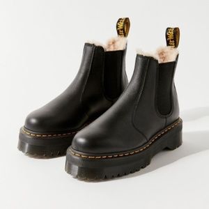 Dr. Martens Women's 2976 Chelsea Platform FL Black